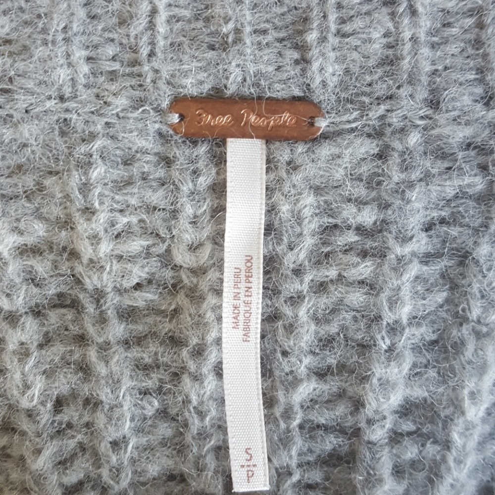 *SOLD* Free People Alpaca Boho Sweater Small - Picture 5 of 8